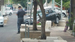 بالفيديو: إصابة خطيرة لمواطن بعملية إطلاق نار وسط مدينة الرملة